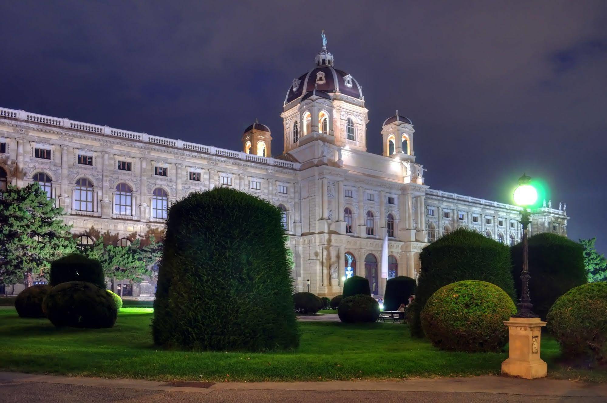 Appartements Carlton Opera Viena Exterior foto